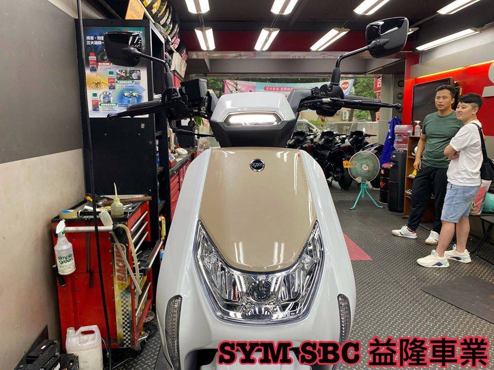 SYM VEGA 新潮 Z8 前後雙鏡頭行車紀錄器＊SYM 經銷商 益隆車業＊