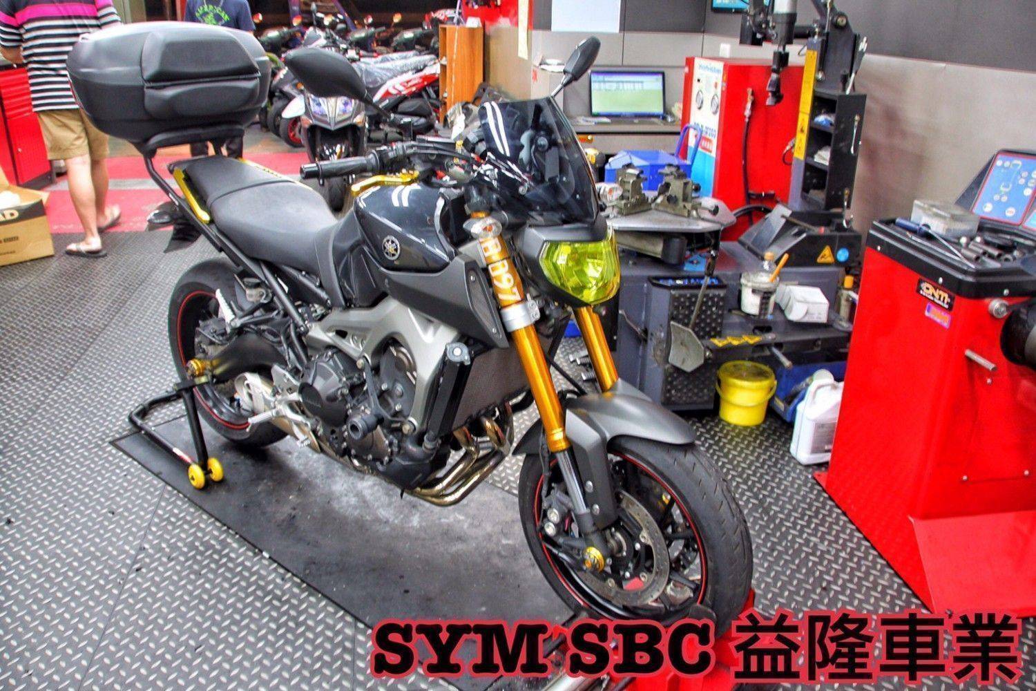 YAMAHA MT-09 安裝 SHAD SH48後箱   ＊SYM SBC 益隆車業＊