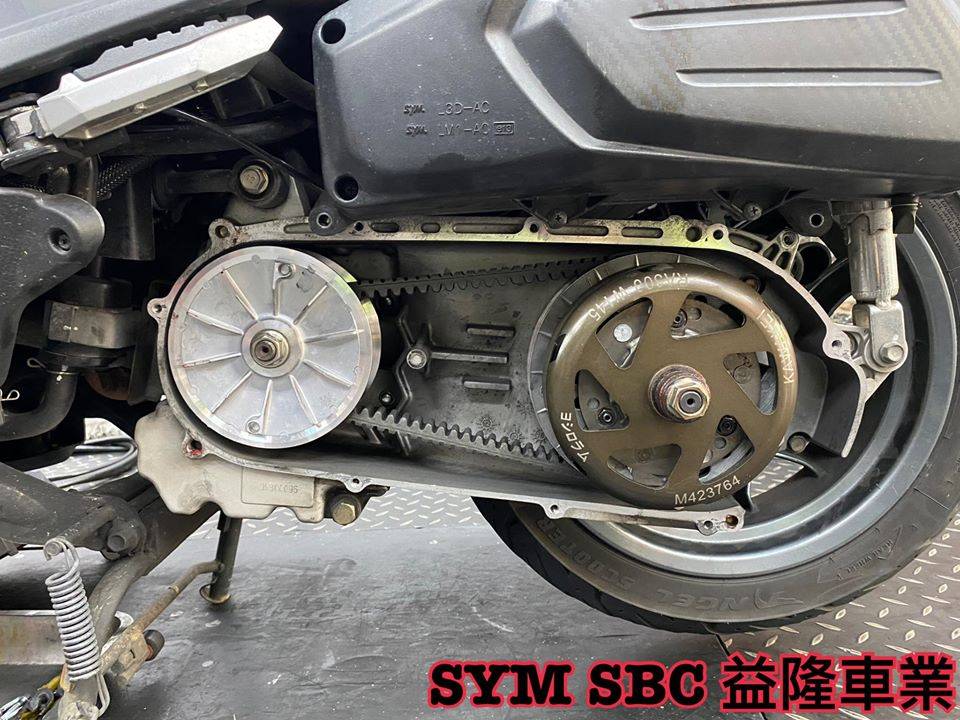 虎克傳動組(前組)+川慶碗公離合器組(後組) ＊SYM 經銷商 益隆車業＊