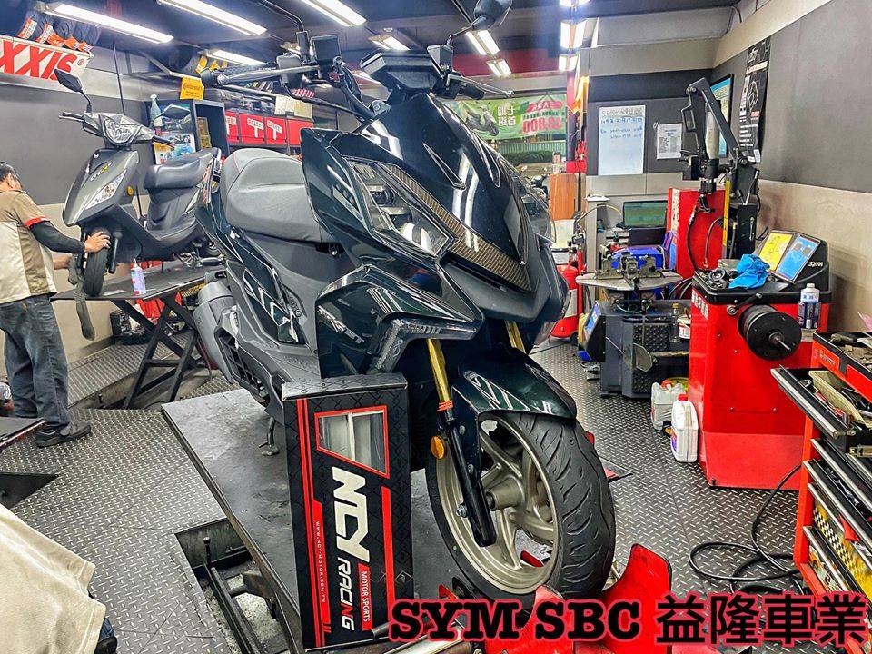 三陽 DRG 158  NCY 前避震器(前叉組)N-17 *SYM SBC 益隆車業*