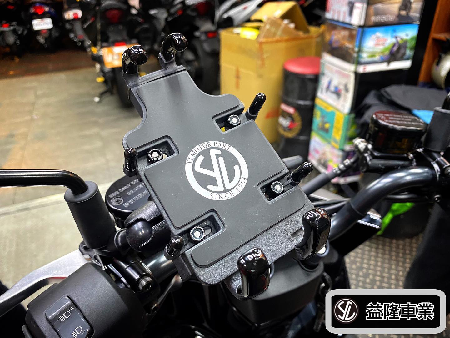 SYM MMBCU 158 曼巴 益隆部品 八爪手機架