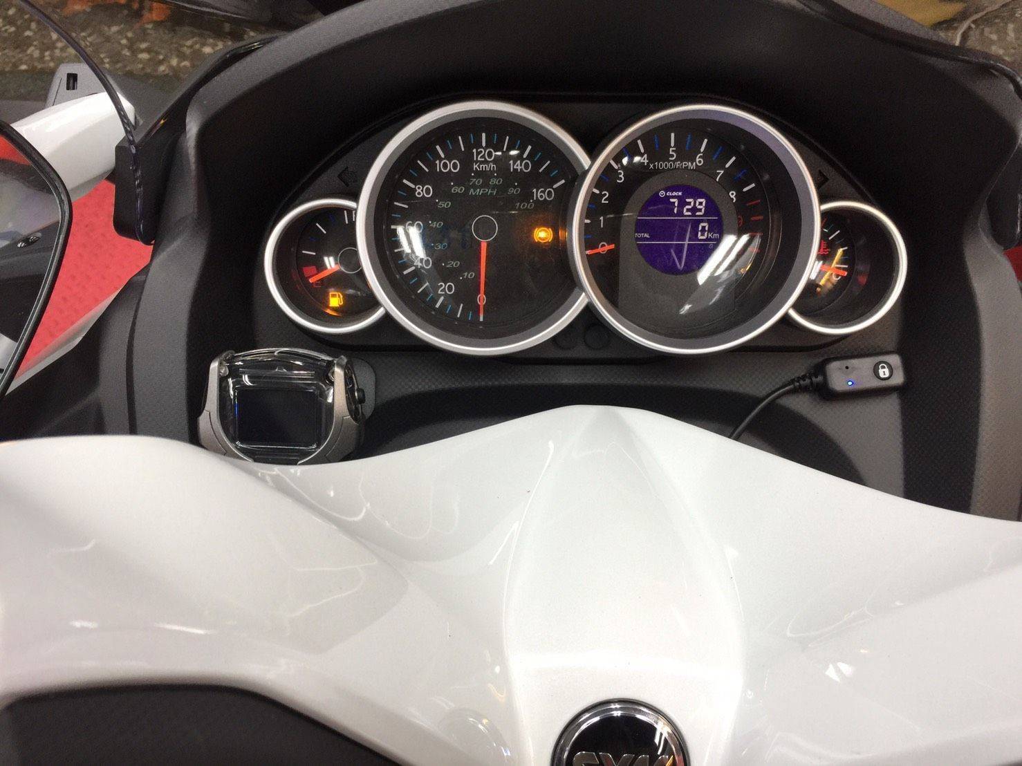 三陽 GTS300i 雲圖胎壓偵測器＊ SYM SBC 益隆車業 ＊