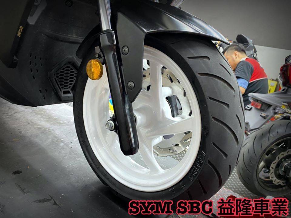 SYM DRG 158 安裝 輪框烤漆 (白)*SYM SBC 益隆車業*