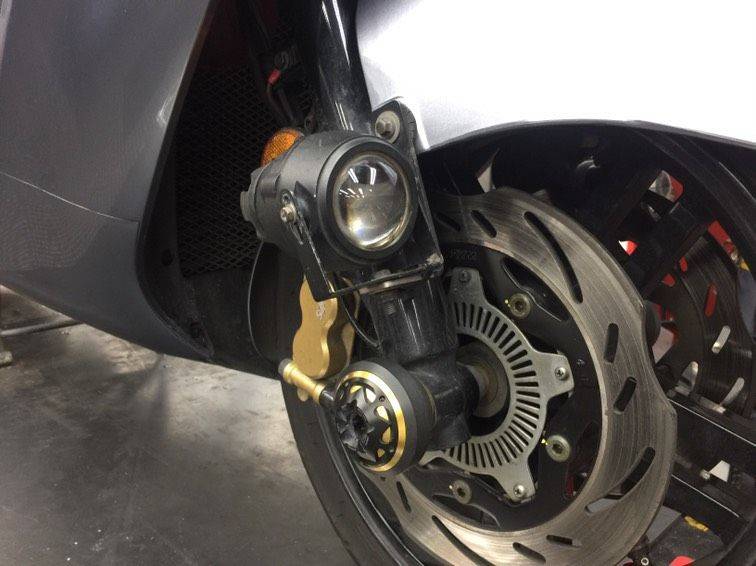 MAXSYM 400i.600i 霧燈*『益隆車業』*【SYM經銷商 】 MAXSYM 400i.600i 霧燈*『益隆車業』*【SYM經銷商 】