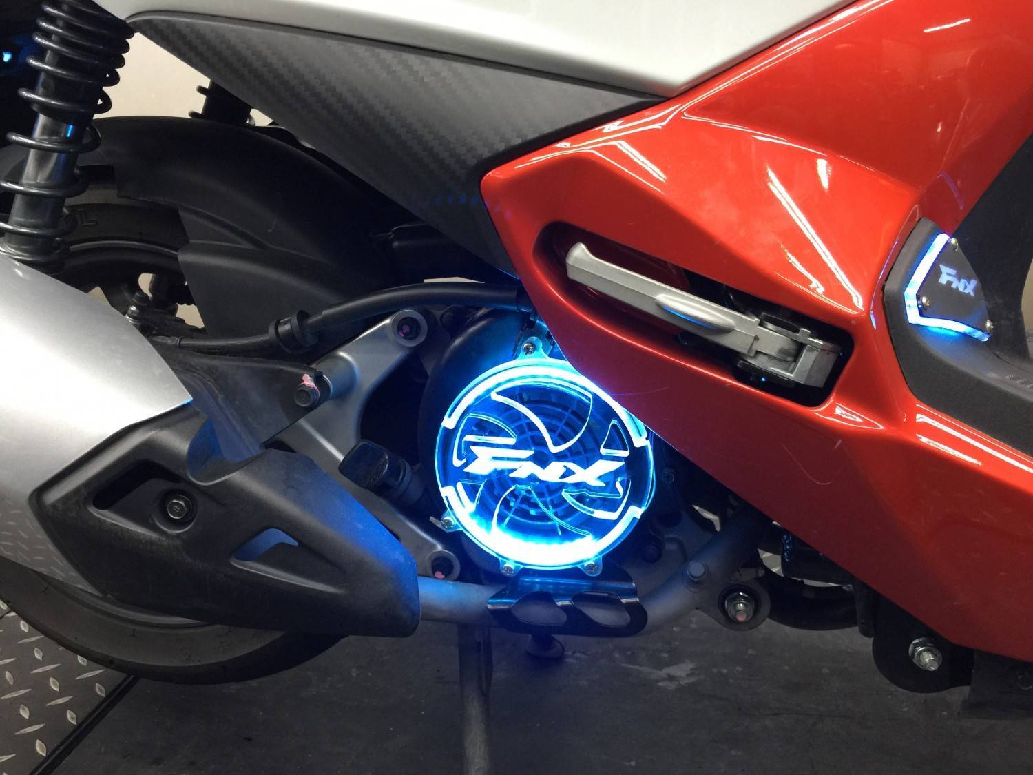 SYM FNX 125 發光風扇燈 ＊ SYM SBC 益隆車業 ＊