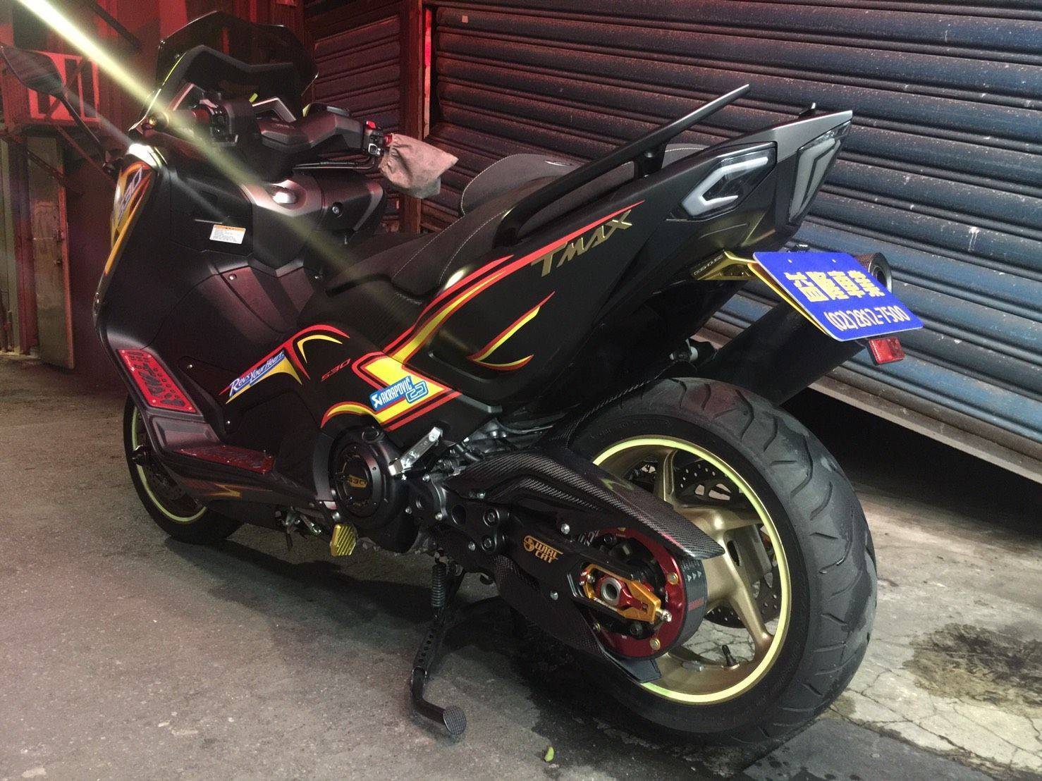 *『益隆車業』*【SYM經銷商 】YAMAHA TMAX 530 夜光輪圈 *『益隆車業』*【SYM經銷商 】YAMAHA TMAX 530 夜光輪圈