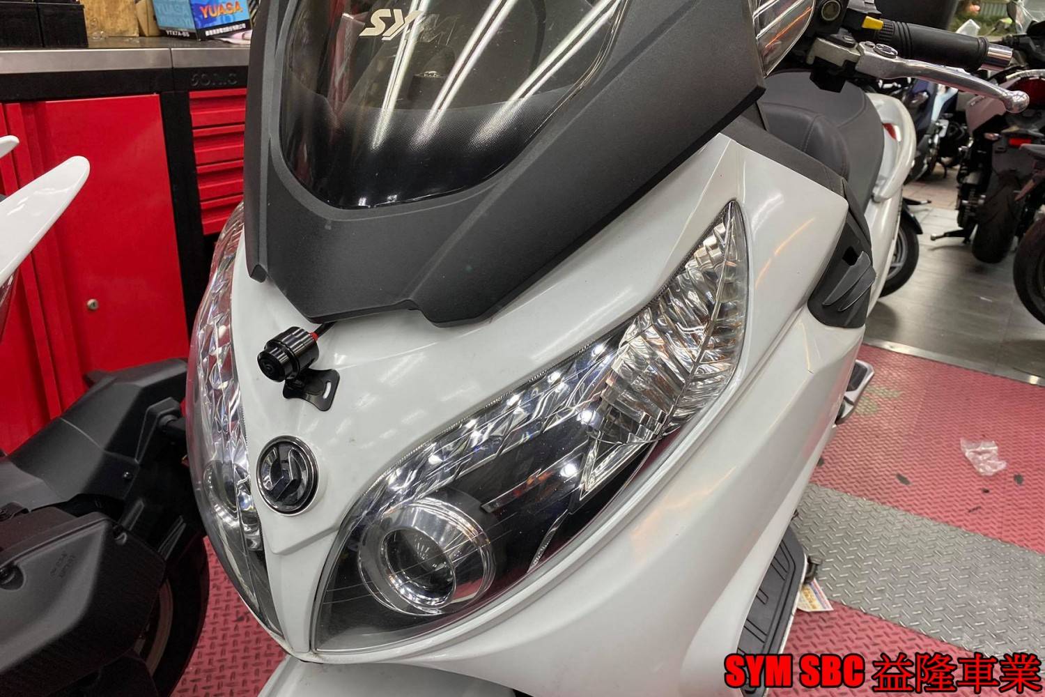 MAXSYM 400 前後雙鏡頭行車紀錄器 拍立得 Polaroid MS273WG *SYM SBC 益隆車業* MAXSYM 400 前後雙鏡頭行車紀錄器 拍立得 Polaroid MS273WG *SYM SBC 益隆車業*