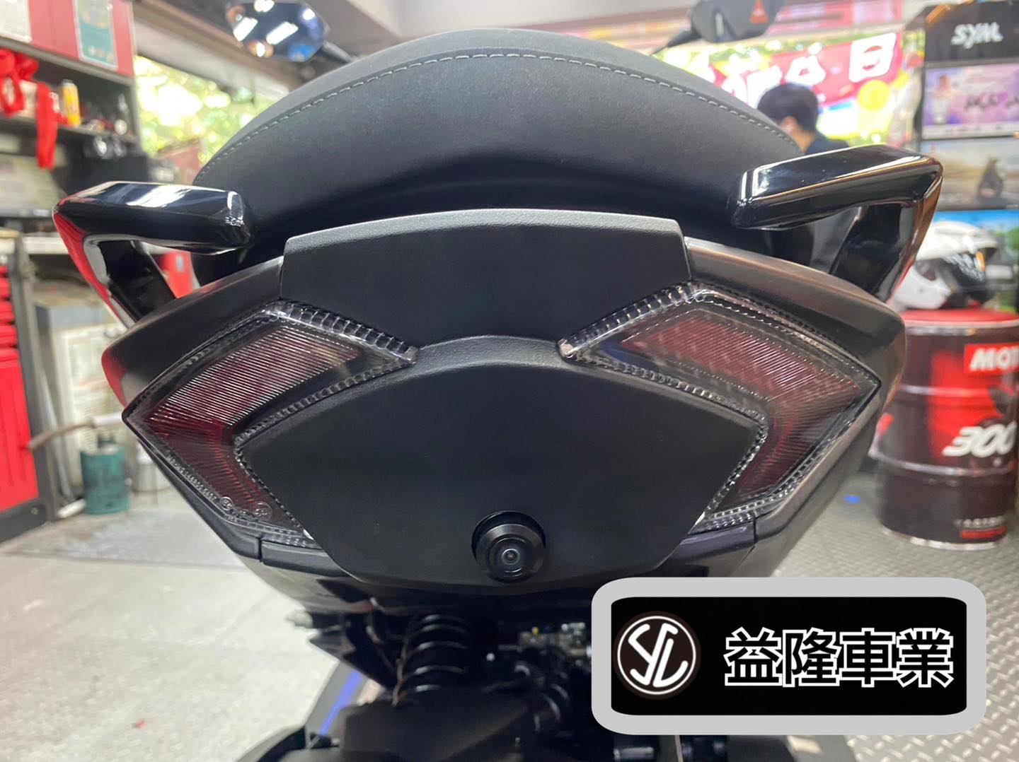 SYM MMBCU 黑曼巴 前後雙鏡頭行車紀錄器  拍立得 Polaroid MS279WG*SYM SBC 益隆車業*三陽重機認證店.A級總經銷