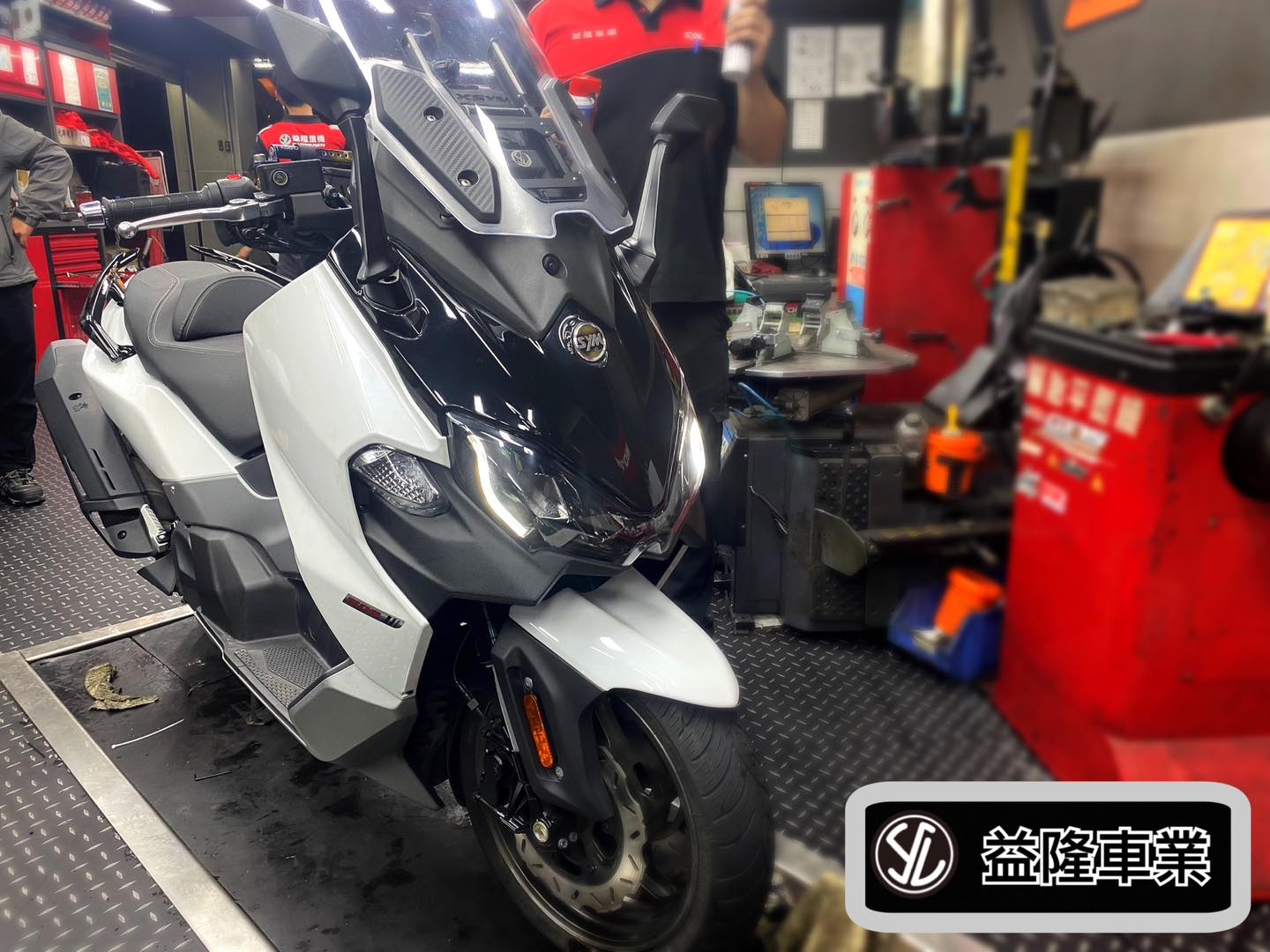 MAXSYM TL 500 益隆部品 6段可調加溫手把 *SYM SBC 益隆車業*