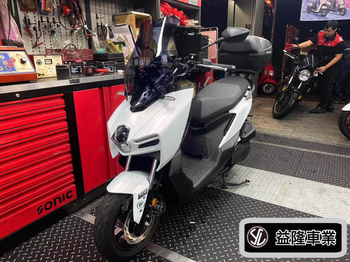SYM MMBCU 曼巴 158 JSTC 風鏡組-類法-加長（可調整風鏡高度）＊SYM SBC 益隆車業＊